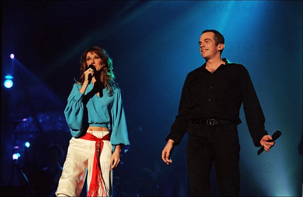 03/20/2002.  Garou and Celine Dion performs at Bercy.