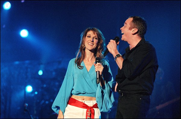 03/20/2002. EXCLUSIVE: Garou and Celine Dion performs at Bercy.