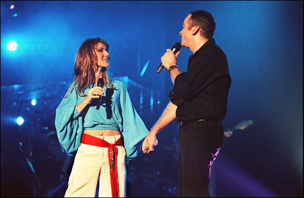 03/20/2002. EXCLUSIVE: Garou and Celine Dion performs at Bercy.