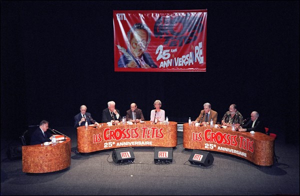 03/21/2002. 25th anniversary of RTL radio show "Les grosses tetes".