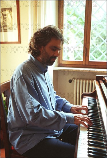 10/08/2001.  Close-up Andrea Bocelli at home.