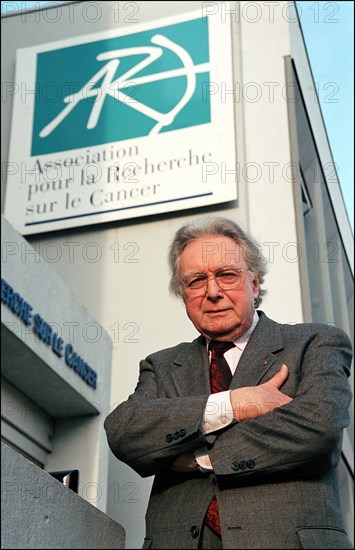 03/06/2002.  Michel Lucas chairman of the ARC (Association for cancer research).