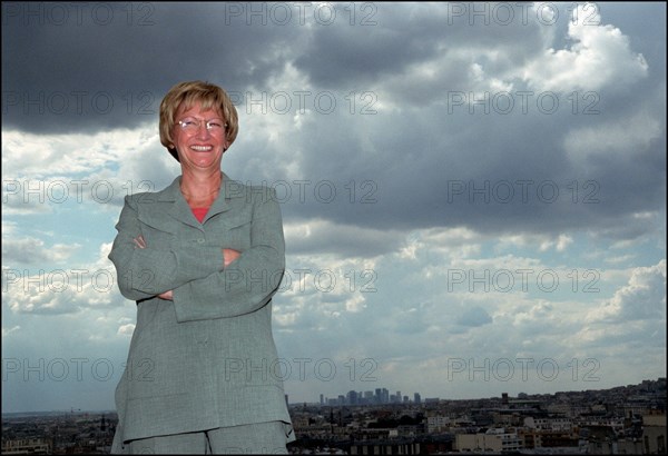 04/00/2002. Nicole Notat is about to leave the leadership of CFDT (French Democratic Work Confederation).