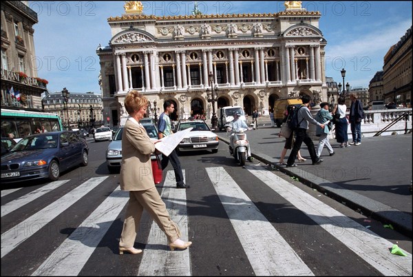 04/00/2002. Nicole Notat is about to leave the leadership of CFDT (French Democratic Work Confederation).