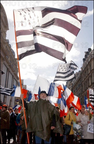 05/01/2002. National Front party demonstration in Paris