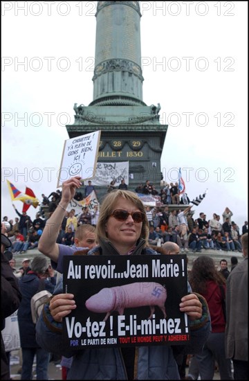 05/01/2002. Anti Le Pen demonstration in Paris