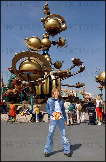 06/00/2002. - singer Priscilla at Disneyland Paris