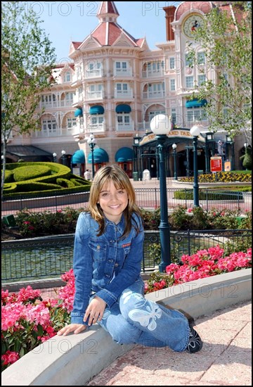 06/00/2002. - singer Priscilla at Disneyland Paris