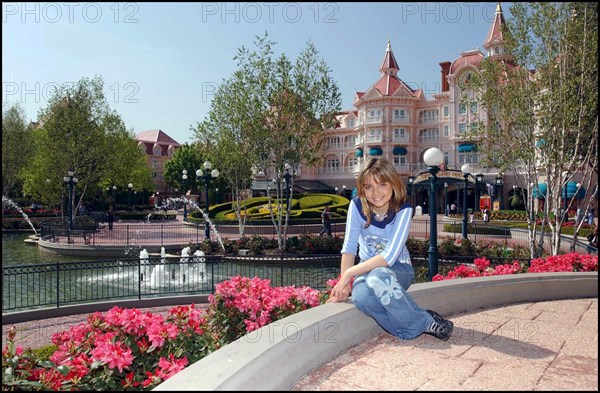 06/00/2002. - singer Priscilla at Disneyland Paris