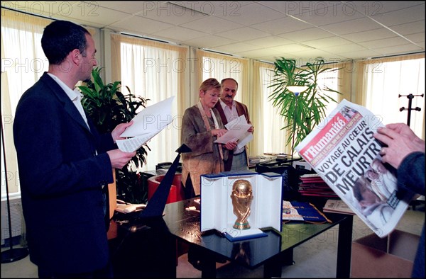 05/03/2002 EXCLUSIVE Marie-George Buffet's last day as sports minister