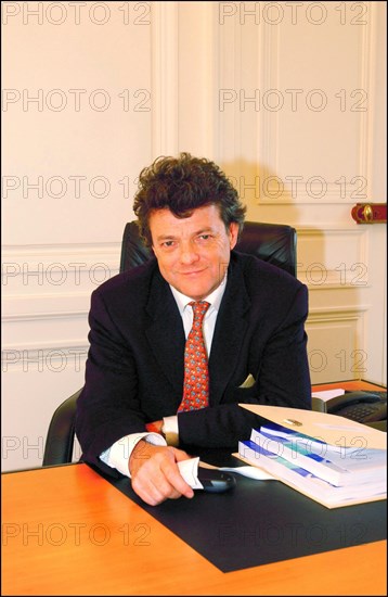 05/07/2002. EXCLUSIVE : Jean-Louis Borloo new minister of Urban affairs.