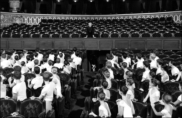 06/00/2002.  Head of Paris Opera dancing school Claude Bessy