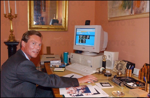 06/21/2002.  Grand Duke Henri of Luxembourg and wife Maria-Teresa