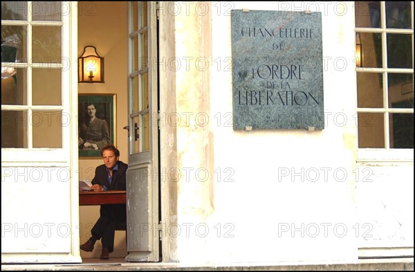 07/01/2002. Actor Charles Berling, stars as Jean Moulin in a tv series, visits Museum of Deportation.