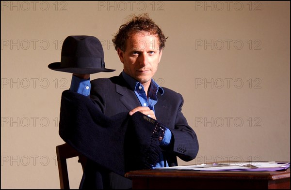 07/01/2002. Actor Charles Berling, stars as Jean Moulin in a tv series, visits Museum of Deportation.