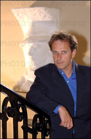 07/01/2002. Actor Charles Berling, stars as Jean Moulin in a tv series, visits Museum of Deportation.