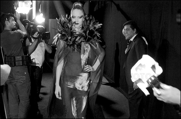 07/11/2002. Fall winter 2002-03 collections. The backstage of Valentino's fashion show