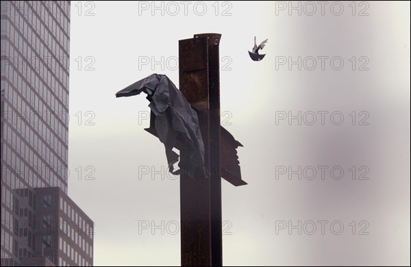 09/00/2002. Ground Zero, one year after...