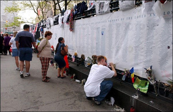 09/00/2002. Ground Zero, one year after...