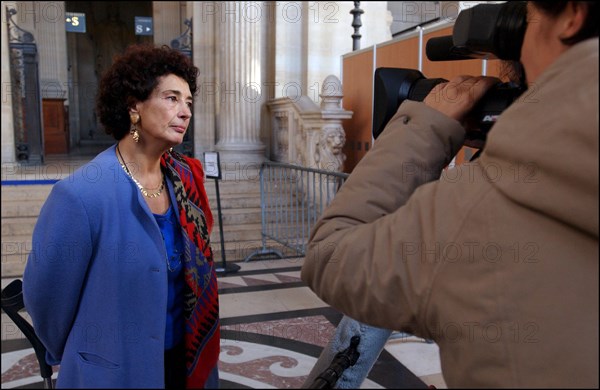 10/15/2002. Francoise Rudetzki, chairman of "SOS attentat" association, in Paris courthouse