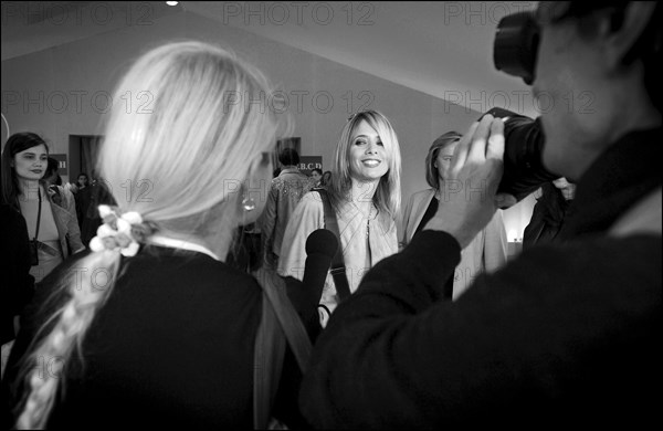 10/00/2002. EXCLUSIVE Close up Rosanna Arquette in Paris.