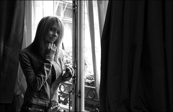 10/00/2002. Close up Rosanna Arquette in Paris.