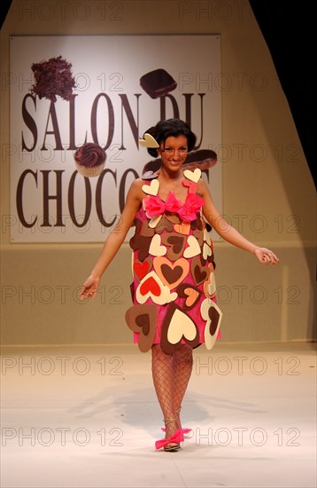 10/30/2002. Chocolate dresses fashion show at "Salon du Chocolat" exhibit in Paris