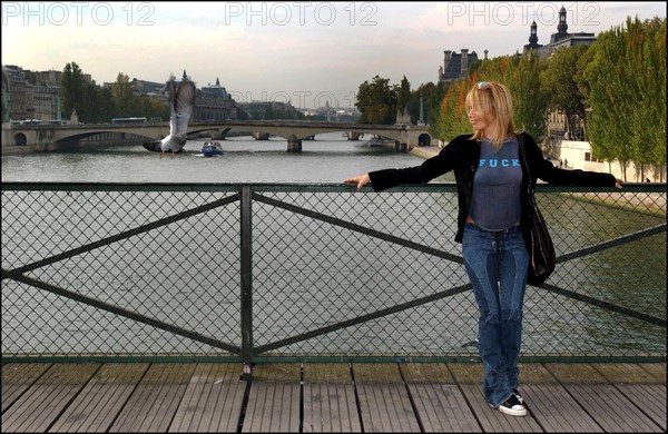 10/00/2002. Close up Rosanna Arquette in Paris.