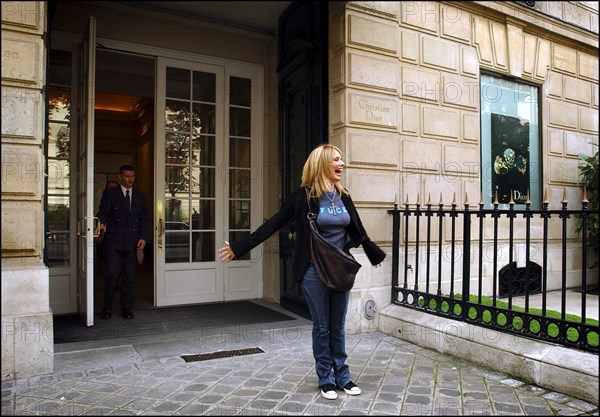 10/00/2002. Close up Rosanna Arquette in Paris.