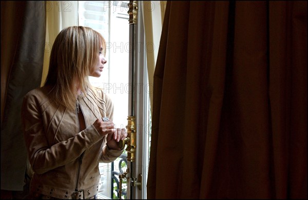 10/00/2002. Close up Rosanna Arquette in Paris.