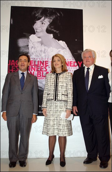 11/18/2002. Caroline Kennedy inaugurates the exhibition "Jackie Kennedy, les annees Maison Blanche" in Paris