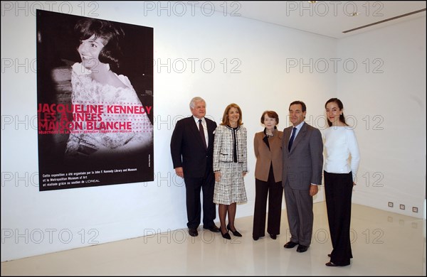 11/18/2002. Caroline Kennedy inaugurates the exhibition "Jackie Kennedy, les annees Maison Blanche" in Paris