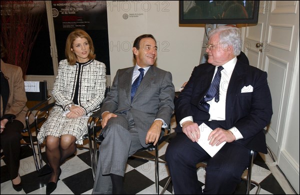 11/18/2002. Caroline Kennedy inaugurates the exhibition "Jackie Kennedy, les annees Maison Blanche" in Paris