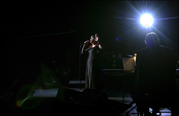 11/21/2002. Concert of Mireille Mathieu at the Olympia