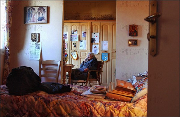 11/00/2002. EXCLUSIVE: Sister Emmanuelle in her retirment home in Var.