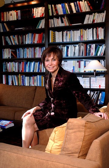 12/19/2002. Sylvie Angel, psychoanalyst.