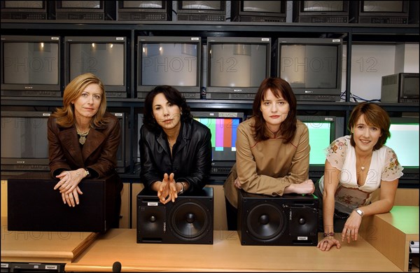 12/00/2002. Female French TV producers.