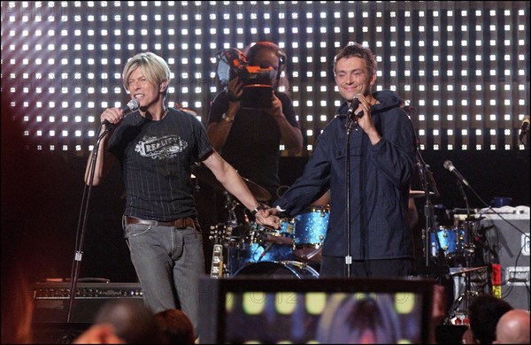 David Bowie et Damon Albarn sur le plateau de Trafic Musique sur France 2