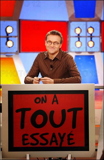 11/10/2003. Tv show "On a tout essaye" with Laurent Ruquier.