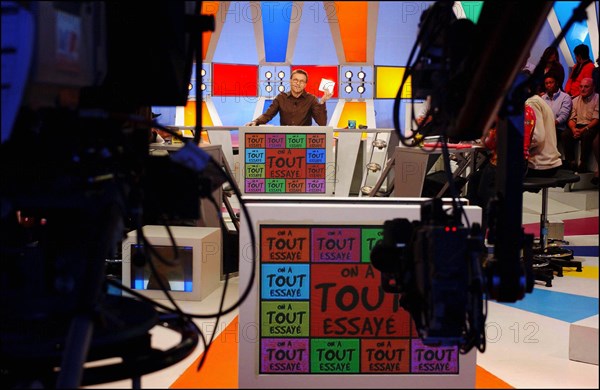 11/10/2003. Tv show "On a tout essaye" with Laurent Ruquier.