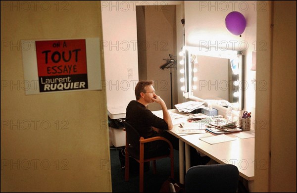 11/10/2003. Tv show "On a tout essaye" with Laurent Ruquier.