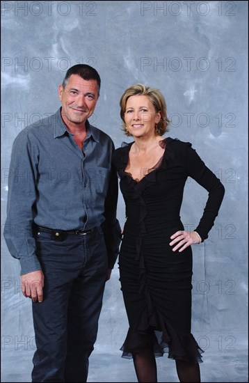 01/10/2004. EXCLUSIVE. France's 50 favorite celebs star in Michel Drucker's TV show "Vos Francais de coeur"