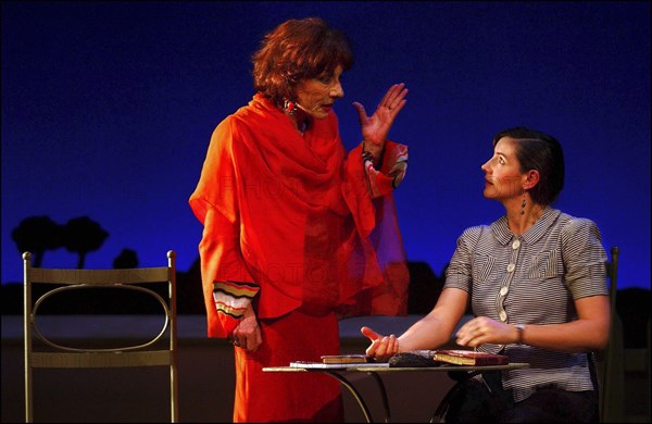 02/03/2004. Clotilde Courau on stage of "La profession de Madame Warren" , a play by George Bernard Shaw