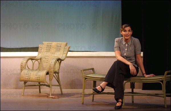 02/03/2004. Clotilde Courau on stage of "La profession de Madame Warren" , a play by George Bernard Shaw