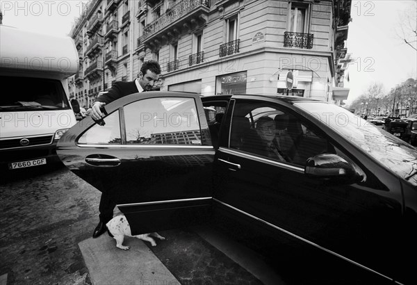 03/00/2004. Legendary fashion designer Yves Saint Laurent opens a museum dedicated to his past work