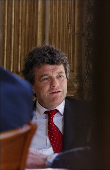 04/01/2004. EXCLUSIVE Jean-Louis Borloo, the fisrt day of the new Minister for Employment, Labor and Social Cohesion.