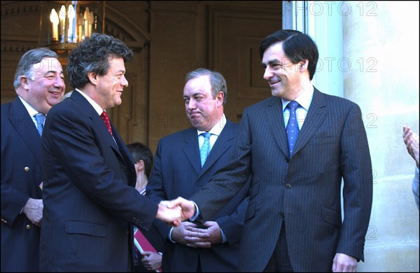 04/01/2004. Francois Fillon hands over his power to Jean-Louis Borloo new as Minister for Employment, Labor and Social Cohesion.