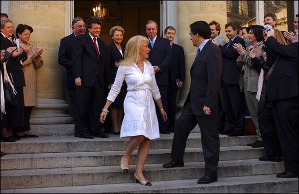 04/01/2004. Francois Fillon hands over his power to Jean-Louis Borloo new as Minister for Employment, Labor and Social Cohesion.