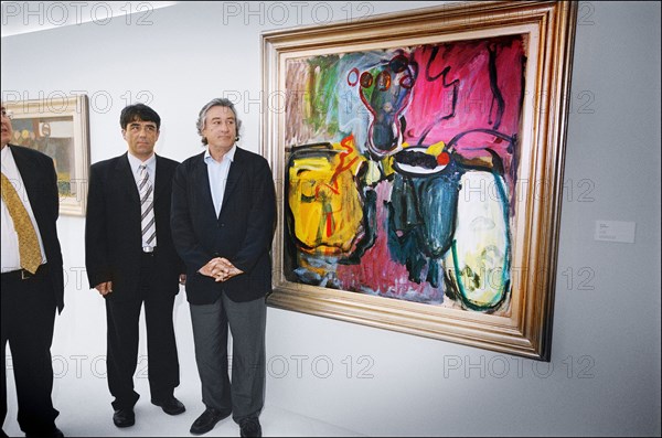 06/18/2005. American actor Robert De Niro opens exhibition of Robert De Niro Sr. paintings at La Piscine in Roubaix.