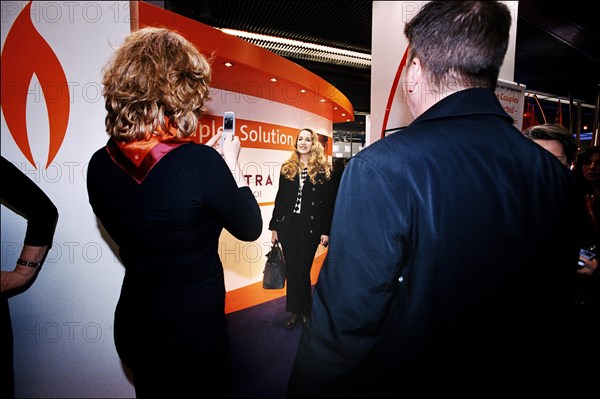 04/05/2006.  Jerry Hall, ambassadress of the Bayer Health Care program.